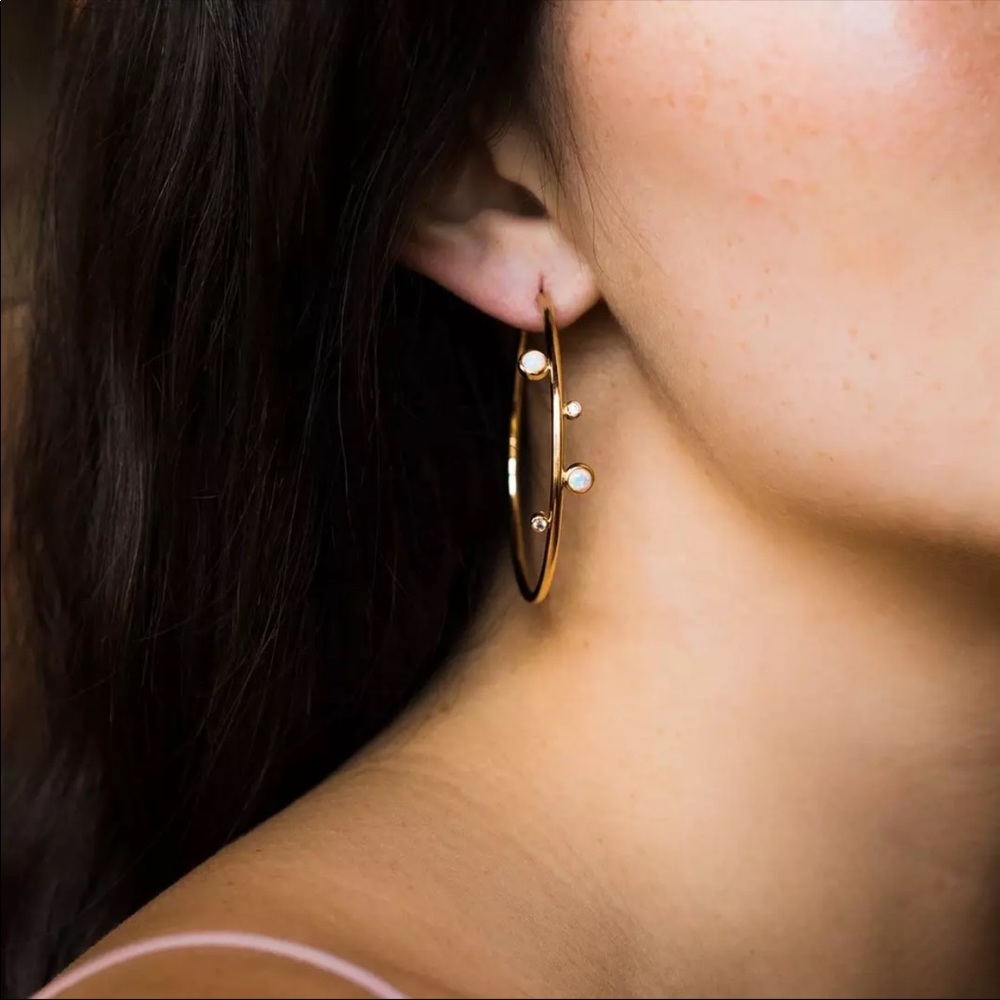*NEW*Delicate Women’s Opal Hoop Earrings - Picture 2 of 5